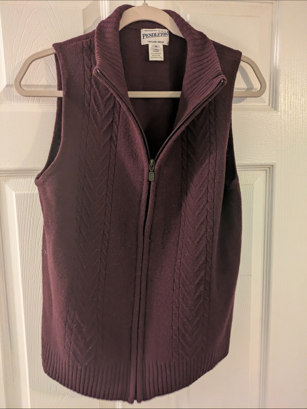 Pendleton 100% Wool Zip Front Sweater Vest Deep Plum Purple Medium